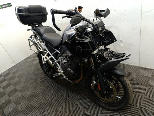 TRIUMPH TIGER 1200