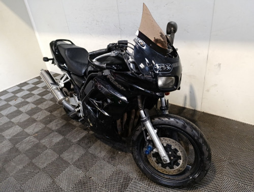 YAMAHA FAZER 600