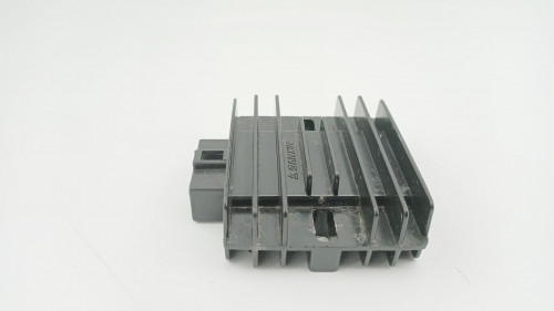 Regulateur charge batterie BENELLI 125 BN 2022 - 2024
