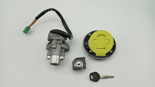 Jeu de serrure contacteur a cle SUZUKI 650 SV N 1999 - 2002