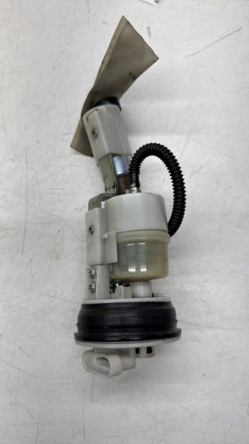 Pompe a essence PIAGGIO VESPA GTS 125 IE 2009-2016 SUPER