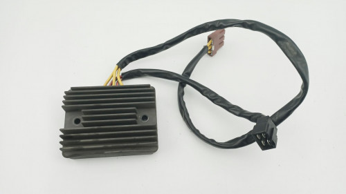 Regulateur charge batterie GILERA 125 NEXUS 2008 - 2010