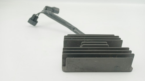 Regulateur charge batterie SUZUKI 650 SV 2016 - 2025