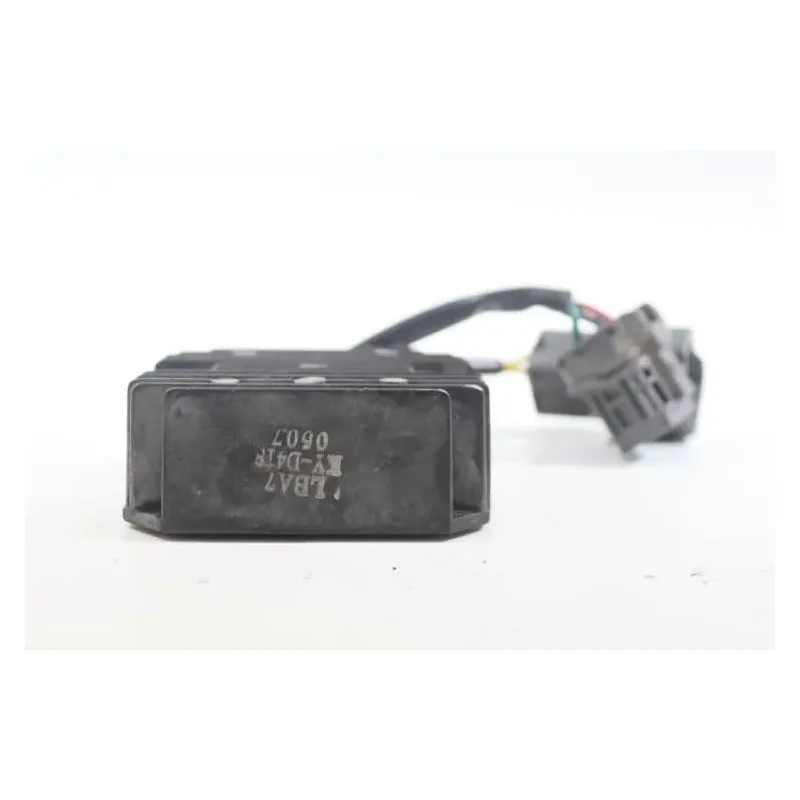Regulateur charge batterie KYMCO MAXXER 300 US 2005 - 2006