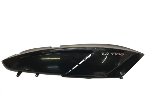 Cache carenage coque arriere droit GILERA GP 800 2007-2011