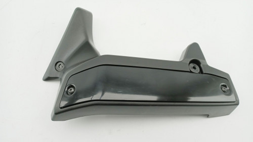 Ecope radiateur droit KAWASAKI 650 VULCAN S 2021 - 2023
