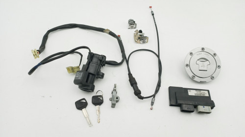 Jeu de serrure contacteur a cle code HONDA 700 DEAUVILLE ABS 2006 - 2016