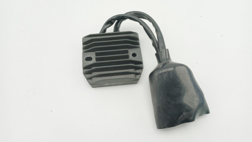 Regulateur charge batterie HONDA 700 DEAUVILLE ABS 2006 - 2016