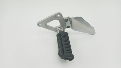 Platine avant gauche SUZUKI 500 GS 2001 - 2002