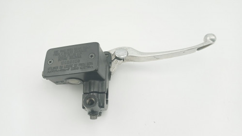 Maitre cylindre frein avant SUZUKI 500 GS 2001 - 2002