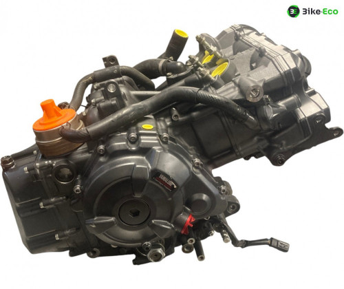Moteur YAMAHA YZF 700 2022-2024 R7