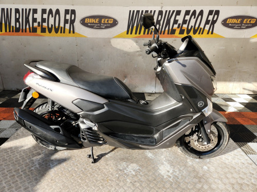 YAMAHA N-MAX 125