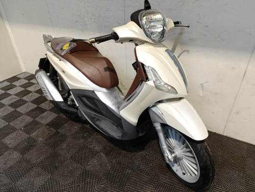 PIAGGIO BEVERLY 300