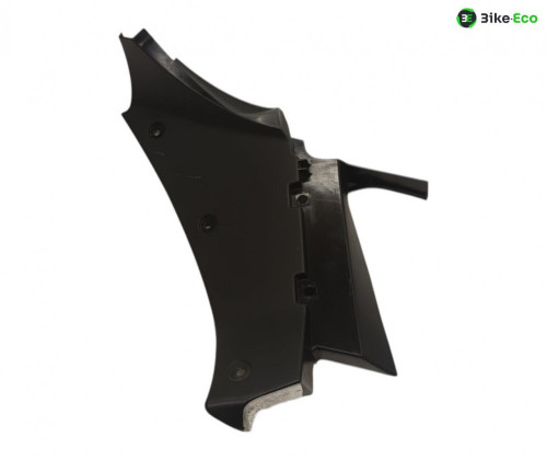Cache interieur carenage droit YAMAHA YZF 700 2022-2024 R7