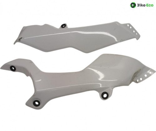 Cache carenage centrale sabot YAMAHA YZF 700 2022-2024 R7
