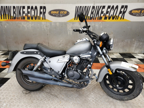 KEEWAY SUPERLIGHT 125