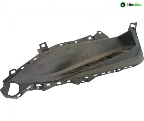 Plancher marche pied droit YAMAHA YPR 125 2018-2021 X-MAX