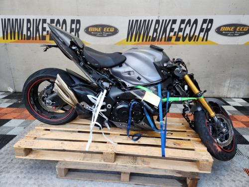 SUZUKI GSX-S 1000