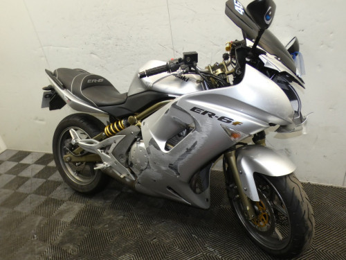 KAWASAKI ER6