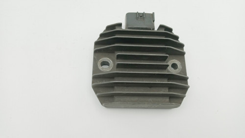 Regulateur charge batterie YAMAHA 125 XMAX 2006 - 2009