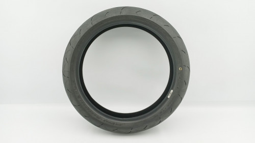 Pneu avant HONDA CBR 650 R E CLUTCH 2024 - 2024