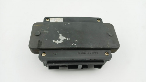Boite a fusibles KAWASAKI 750 ZR7 1999 - 2004