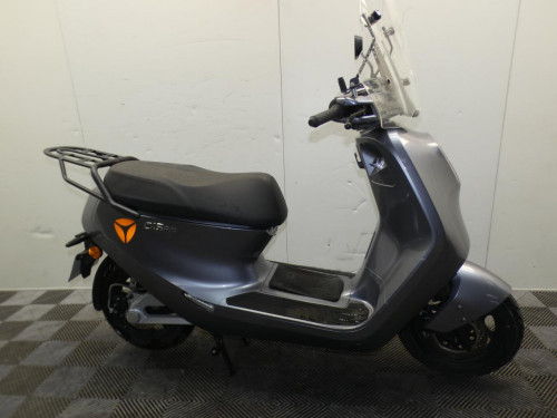 YADEA SPRO C1