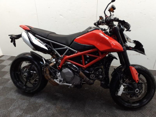 DUCATI HYPERMOTARD SP 950