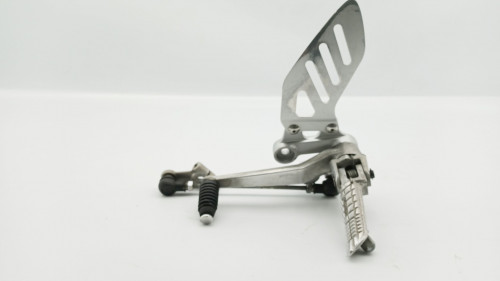 Platine avant gauche SUZUKI GSXR 1000 2005 - 2006
