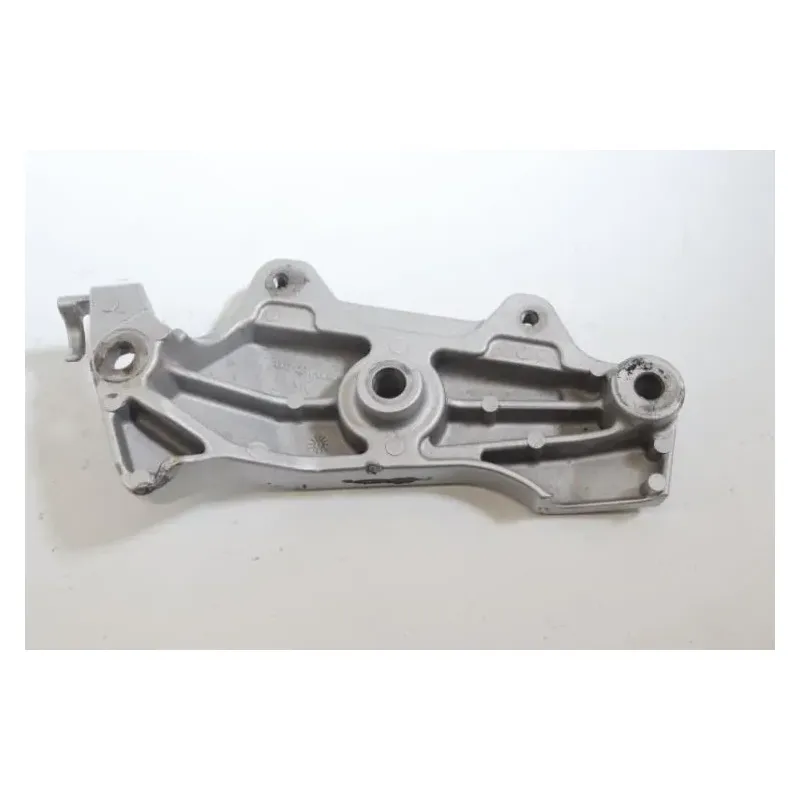 Support moteur droit HONDA CB 600 F HORNET 1998 - 2002