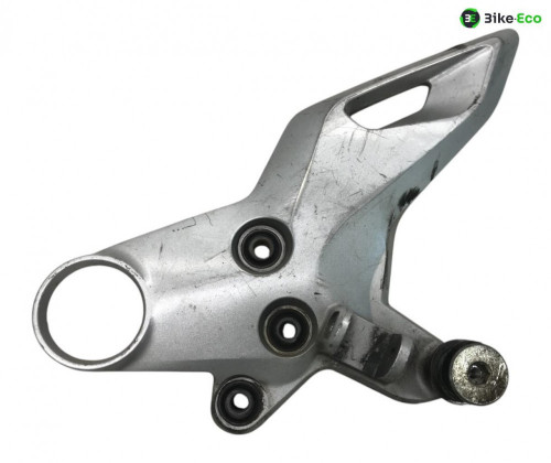 Platine avant gauche SUZUKI GSX 1300 BK 2007-2011 B-KING