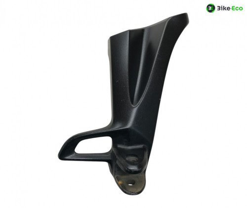 Platine arriere droite SUZUKI GSX 1300 BK 2007-2011 B-KING
