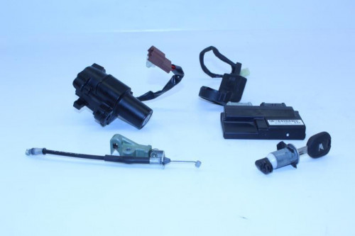 Jeu de serrure contacteur a cle code HONDA CB 600 F HORNET 2007 - 2010