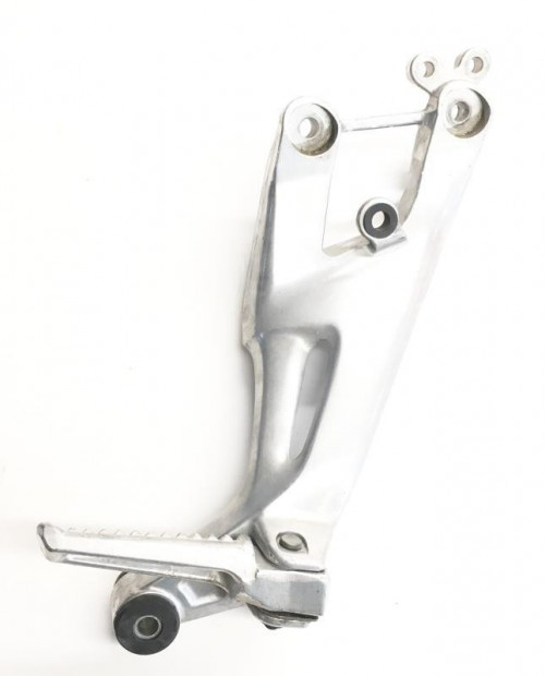 Platine et repose pieds arriere droit HONDA CBR 1100 XX 1999-2007