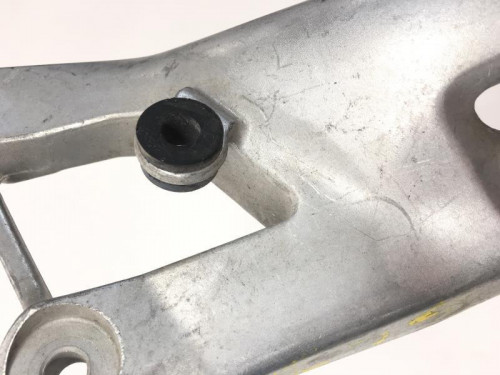 Platine arriere droite HONDA CBR 1100 XX 1999-2007