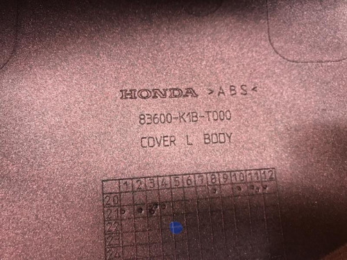 Cache carenage coque arriere gauche HONDA NSS 350 2021-2022 FORZA