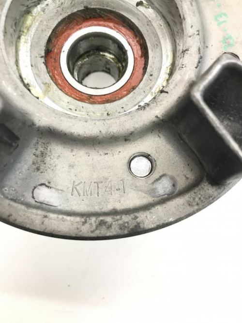 Porte couronne KAWASAKI Z 650 2020-2022