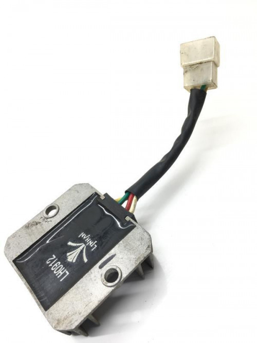 Regulateur charge batterie YIYING QT 50 2011-2013