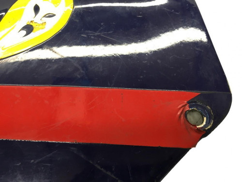 Cache carenage sous selle droit SUZUKI GSX-R 1100 1986-1988
