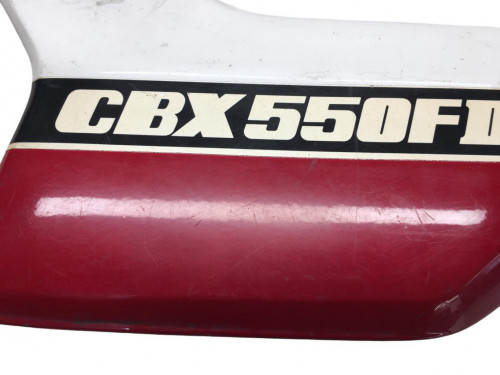Cache carenage sous selle droit HONDA CBX 550 1982-1985