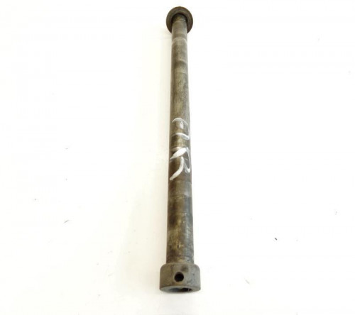 Axe de roue arriere SUZUKI GSX-R 750 1985-1987
