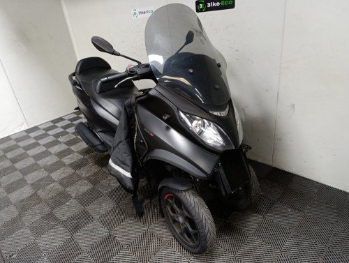 PIAGGIO MP3 300