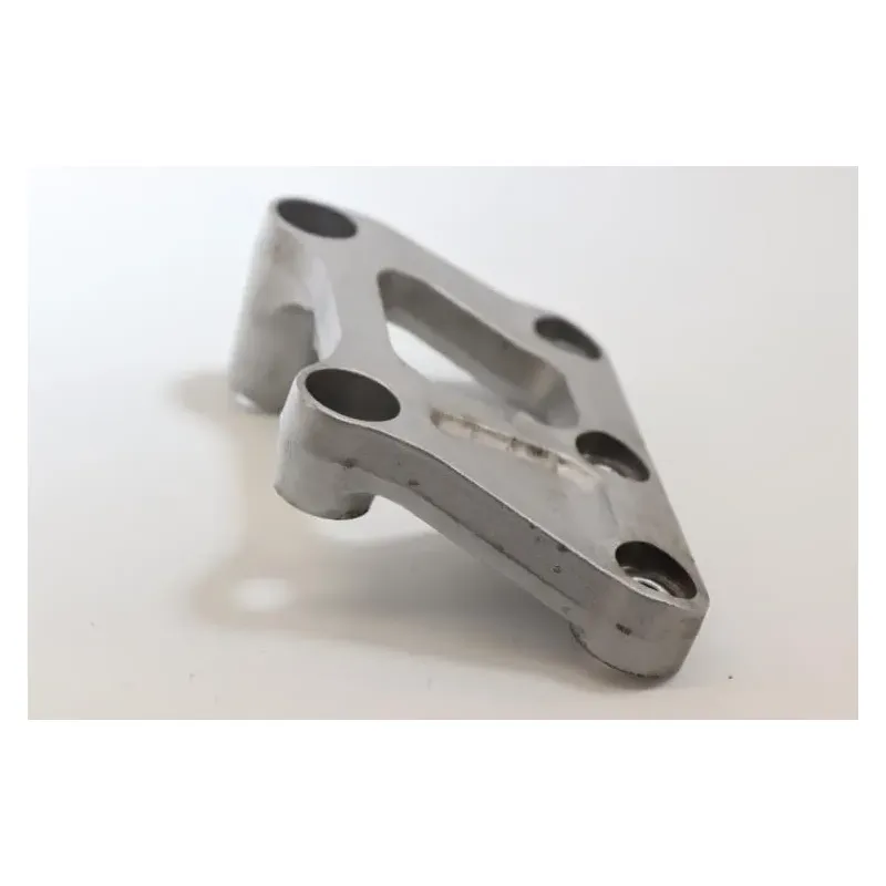 Support moteur droit YAMAHA TDM 850 1996 - 2002