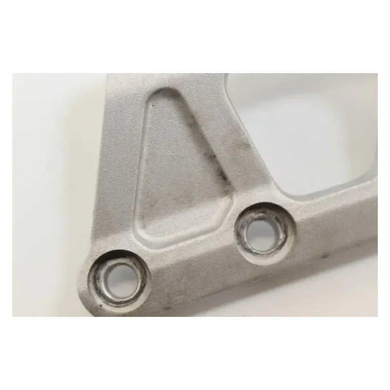 Support moteur droit YAMAHA TDM 850 1996 - 2002