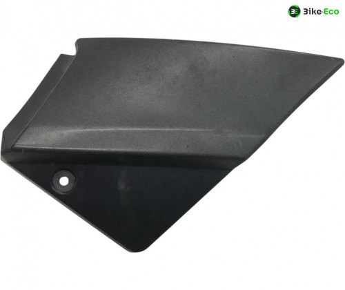 Cache lateral droit YAMAHA YZF 1000 1998-1999 R1