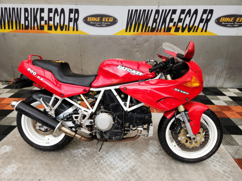 DUCATI 900 SS