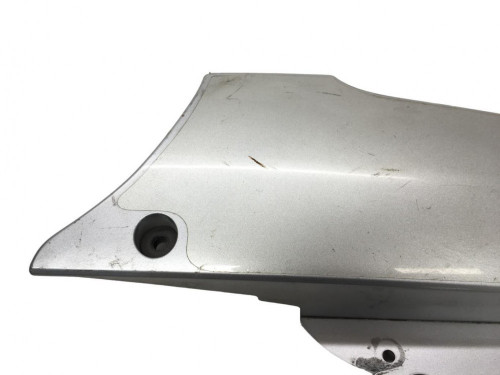 Cache carenage sous selle droit YAMAHA FJR 1300 2001-2002