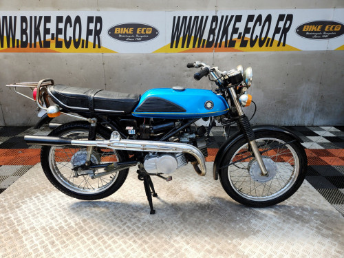 SUZUKI T125