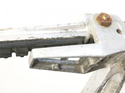 Platine et repose pieds arriere droit HONDA NSR 400 1985-1987