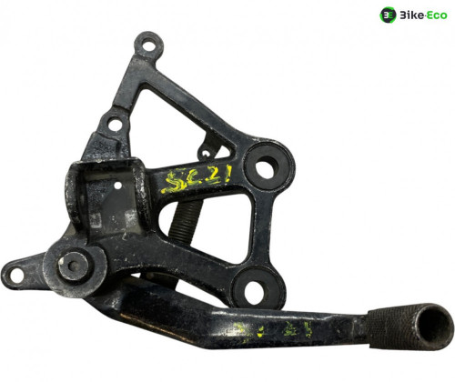 Platine avant droite HONDA CBR 1000 F 1987-1988